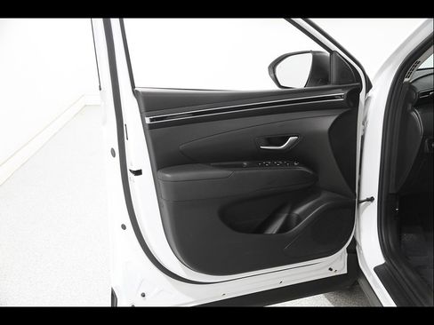 Certified 2023 Hyundai Tucson SEL FWD image 4