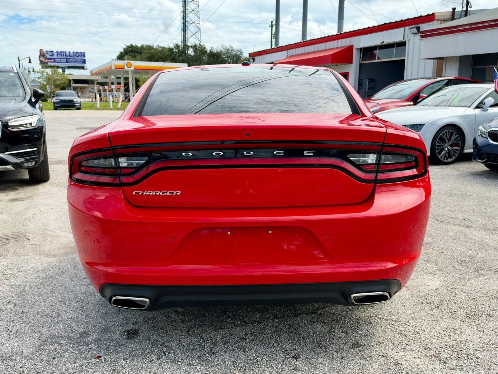 Used 2022 Dodge Charger SXT RWD image 5