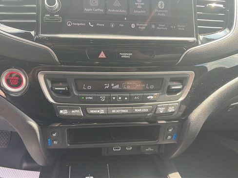 Used 2025 Honda Ridgeline Black Edition image 19