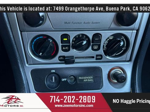 Used 2004 MAZDA MX-5 Miata Convertible 2D w/ Convenience Pkg image 24