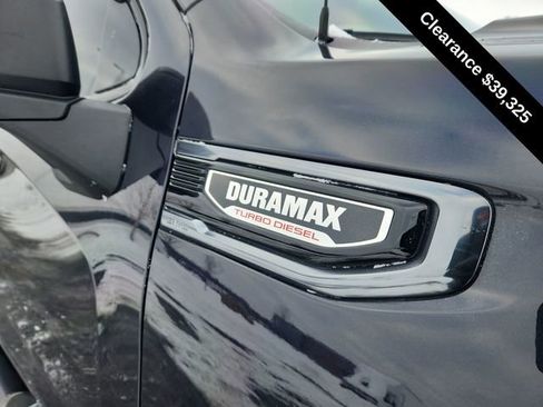 Used 2022 GMC Sierra 1500 AT4 w/ Technology Package AWD/4WD image 13