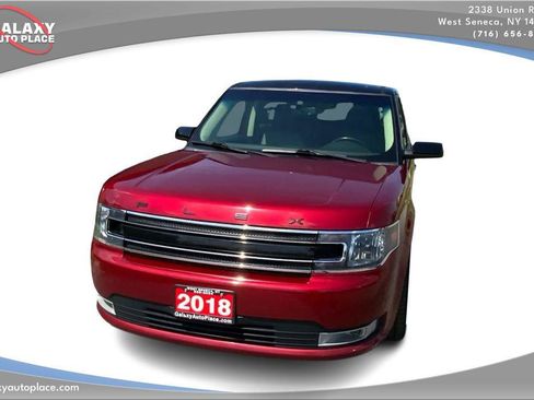 Used 2018 Ford Flex SEL w/ Equipment Group 202A AWD/4WD image 2