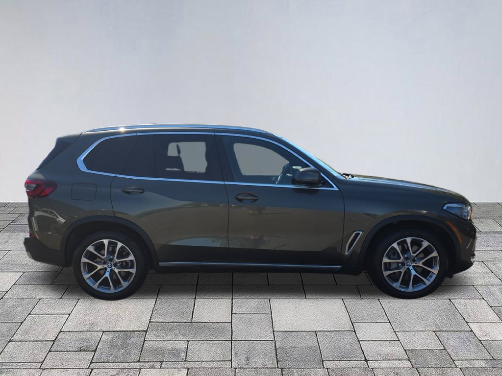 Used 2021 BMW X5 xDrive45e w/ Executive Package AWD/4WD image 8