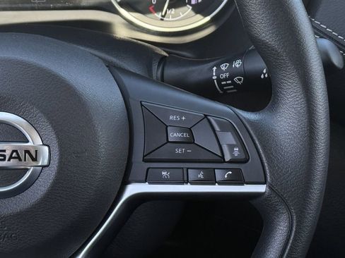 Used 2023 Nissan Sentra SV image 15