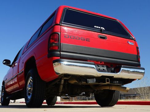 Used 1999 Dodge Ram 2500 Truck 2WD Quad Cab image 10