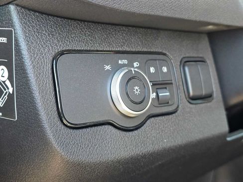 Used 2026 Mercedes-Benz Sprinter 2500 image 25