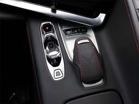 Used 2022 Chevrolet Corvette Stingray Premium Cpe w/ Z51 Performance Package image 25