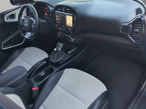 Used 2024 Kia Soul GT-Line FWD image 48