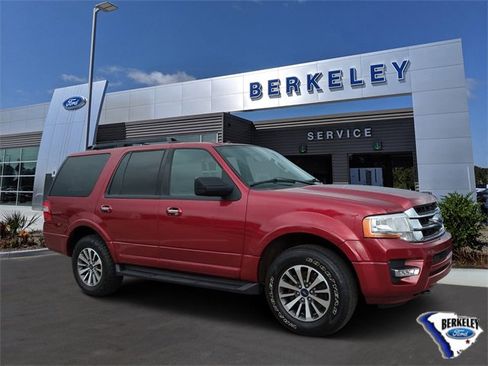 Used 2017 Ford Expedition XLT w/ Equipment Group 201A image 1