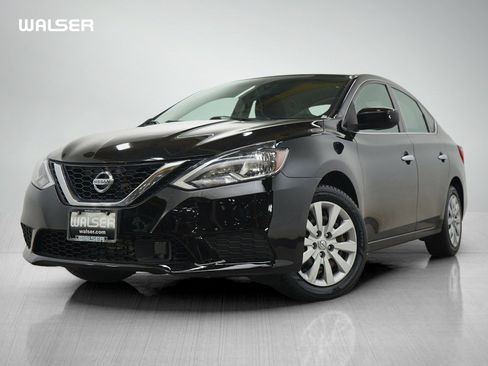 Used 2019 Nissan Sentra S FWD image 1