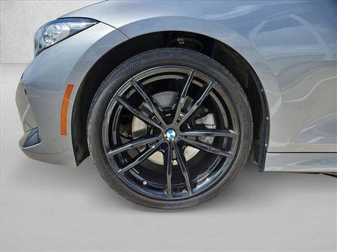 Used 2024 BMW 330i xDrive Sedan w/ M Sport Package AWD/4WD image 22