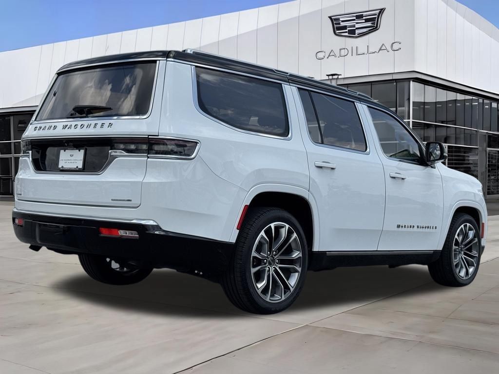 Used 2023 Jeep Grand Wagoneer Series III AWD/4WD image 9