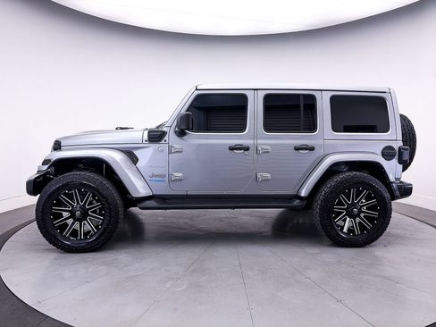 Used 2021 Jeep Wrangler Unlimited Sahara w/ Safety Group AWD/4WD image 43