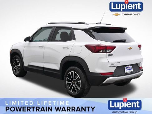 Used 2025 Chevrolet TrailBlazer LT image 9