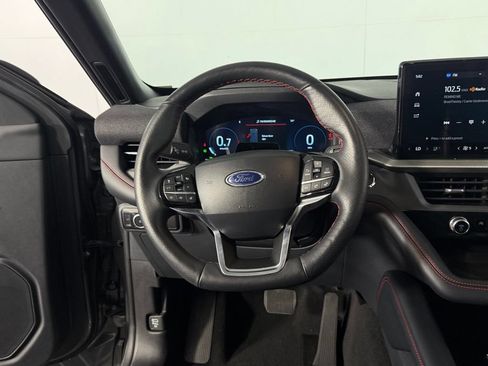 Used 2025 Ford Explorer ST-Line AWD/4WD image 15