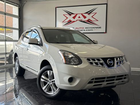 Used 2013 Nissan Rogue SV AWD/4WD image 1