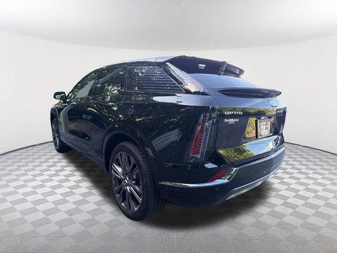 Used 2026 Cadillac Optiq Sport 2 RWD image 7