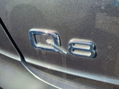 Used 2023 Audi Q8 Prestige image 10