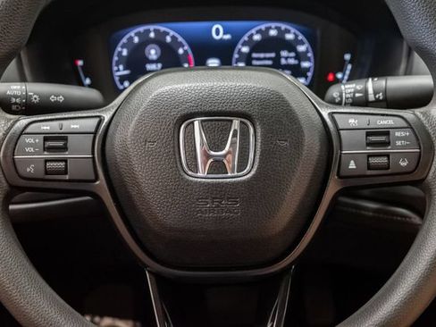 Used 2025 Honda Accord SE image 12
