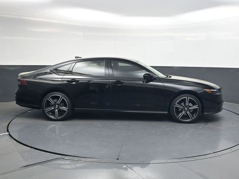 Used 2026 Honda Accord SE image 7