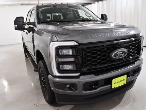 New 2026 Ford F350 XLT w/ XLT Premium Package AWD/4WD image 4