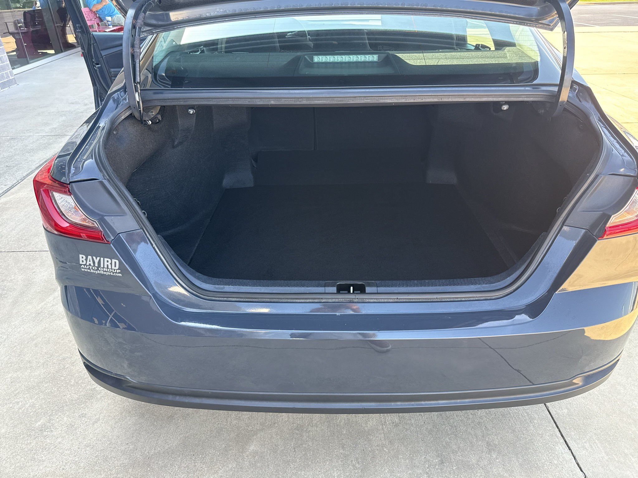 Used 2025 Toyota Camry LE FWD image 15