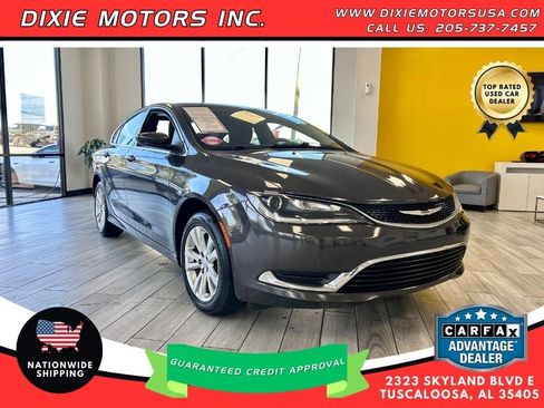 Used 2015 Chrysler 200 Limited image 1