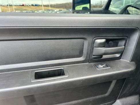 Used 2024 RAM 2500 Tradesman w/ Chrome Appearance Group image 42