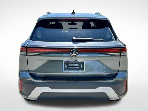 New 2026 Volkswagen Tiguan SE AWD/4WD image 6
