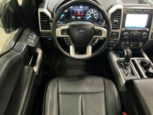 Used 2020 Ford F150 Lariat image 12