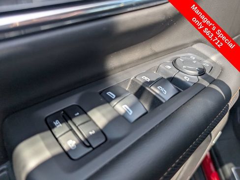 Used 2024 GMC Yukon XL AT4 w/ Technology Package AWD/4WD image 16