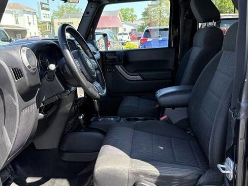 Used 2012 Jeep Wrangler Sport AWD/4WD image 14