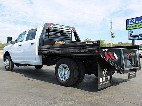 Used 2023 RAM 3500 Tradesman w/ Chrome Appearance Group image 5