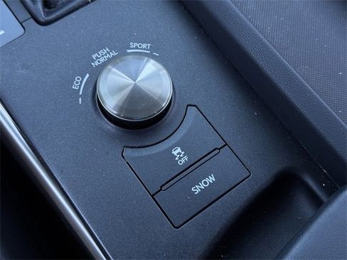 Used 2017 Lexus IS 200t image 21