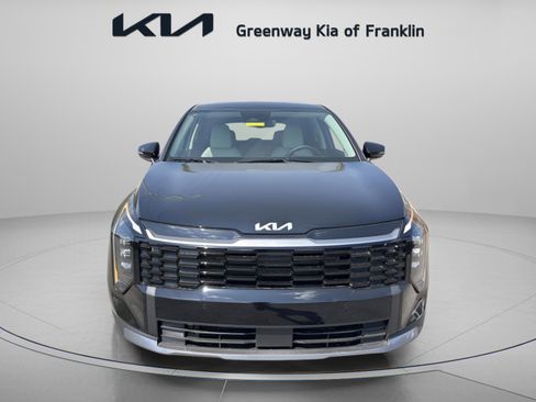 New 2026 Kia Sportage EX FWD image 2