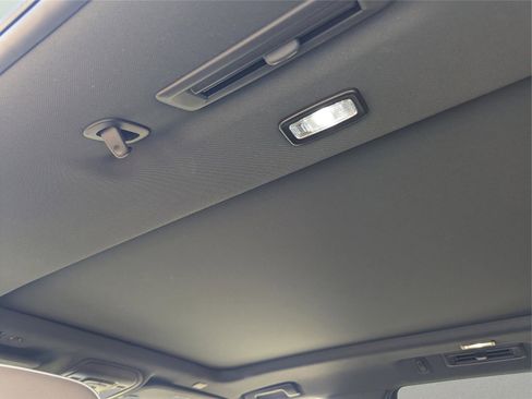 Used 2022 Chevrolet Tahoe Premier image 15