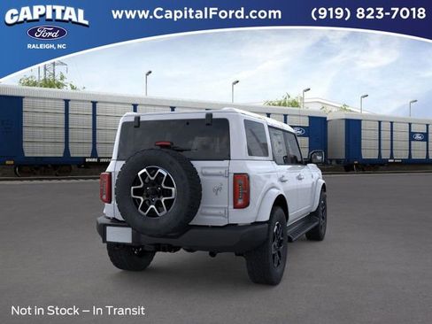 New 2025 Ford Bronco Outer Banks image 8