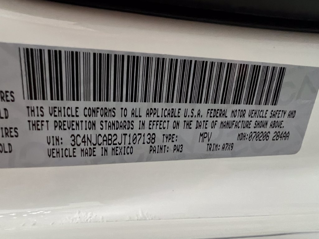 Used 2018 Jeep Compass Sport w/ Tech Group FWD image 31