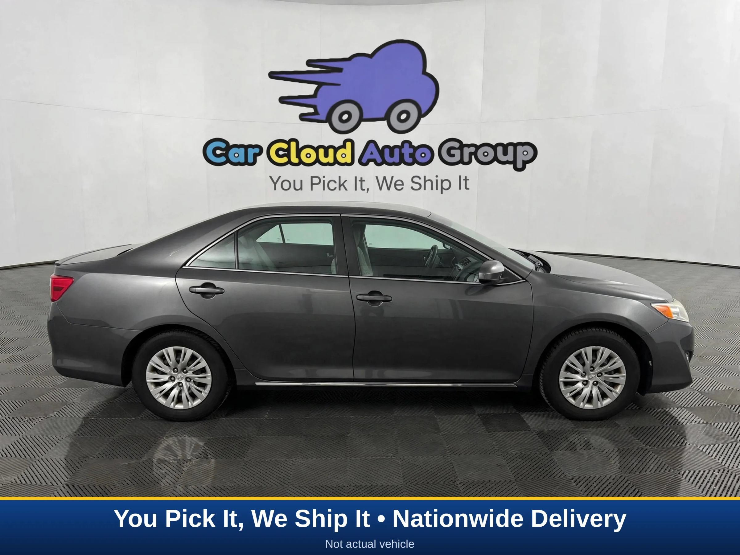 Used 2012 Toyota Camry LE FWD image 5