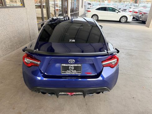 Used 2020 Toyota 86 GT image 29