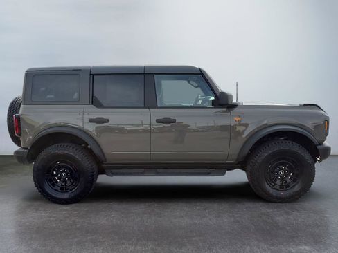 New 2026 Ford Bronco Badlands AWD/4WD image 13