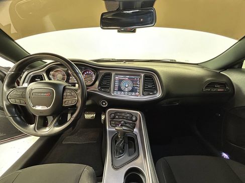 Used 2020 Dodge Challenger R/T Scat Pack RWD image 12