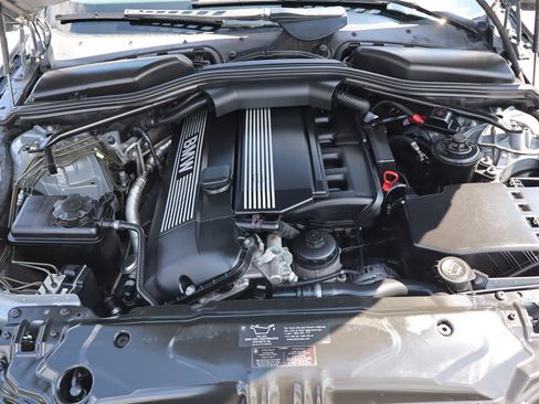 Used 2004 BMW 530i Sedan RWD image 36
