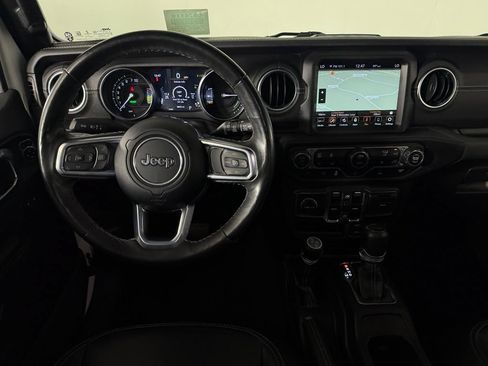 Used 2023 Jeep Wrangler Unlimited Sahara w/ Cold Weather Group AWD/4WD image 13