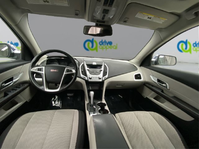 Used 2010 GMC Terrain SLE FWD image 29