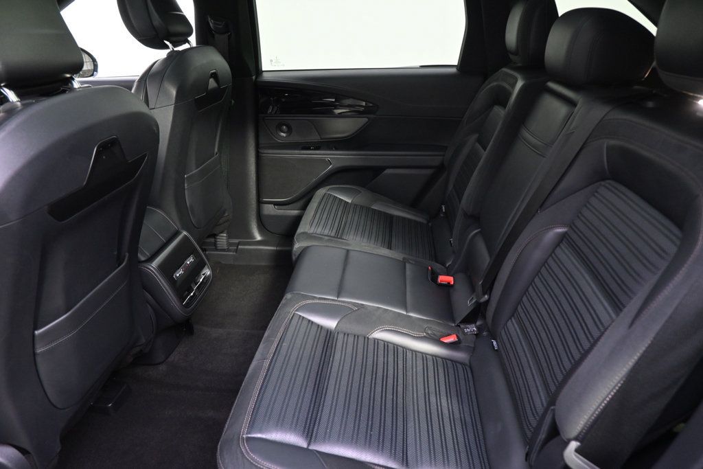 Used 2024 Lincoln Nautilus Reserve w/ Equipment Group 202A AWD/4WD image 21