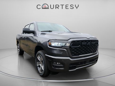 Used 2026 RAM 1500 Express RWD image 5