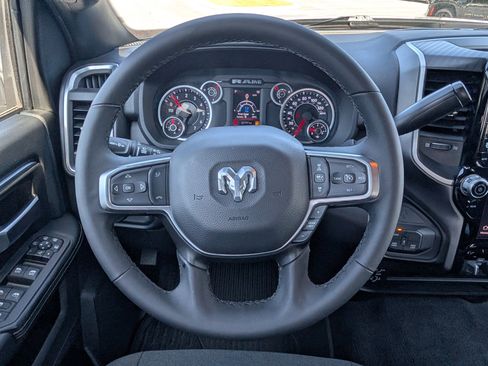 Used 2026 RAM 2500 Big Horn AWD/4WD image 15