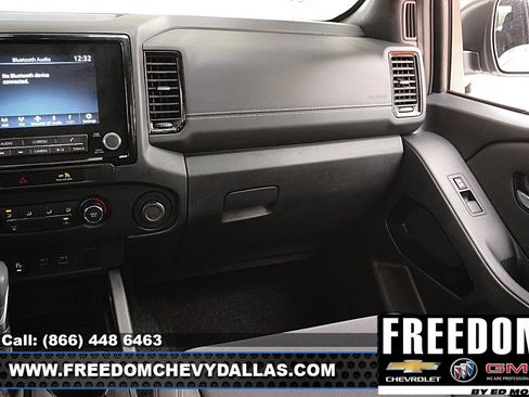 Used 2023 Nissan Frontier SV w/ Midnight Edition Package RWD image 31
