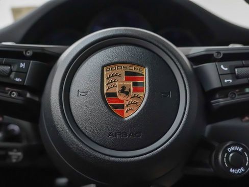 Certified 2026 Porsche Macan AWD/4WD image 24